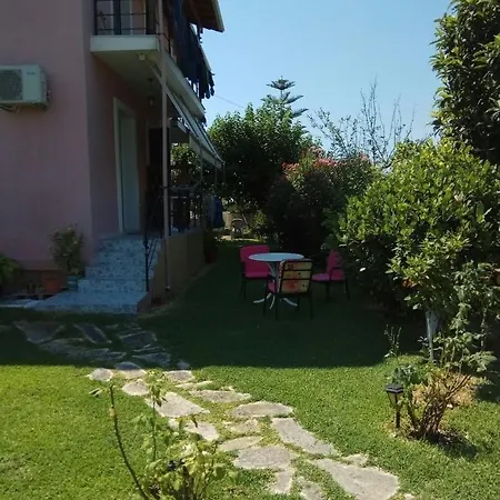 אכסניה Sunny Lefkada *